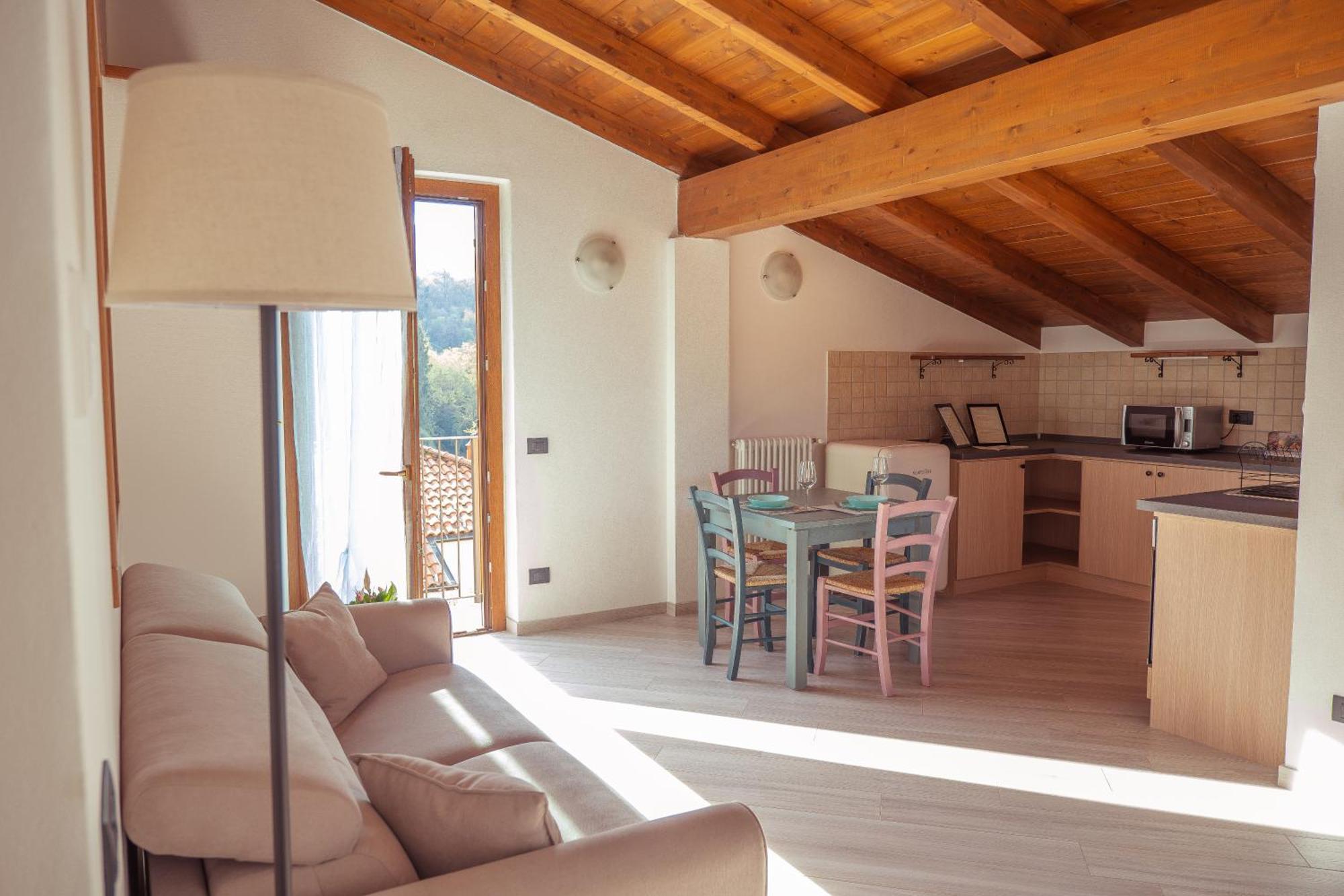 Larius Apartment - Como Lake View Mandello del Lario Exterior foto